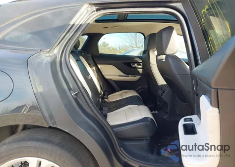 2017 Jaguar F-Pace 35T R-Sport из США, поврежденный, VIN SADCL2BV8HA489461